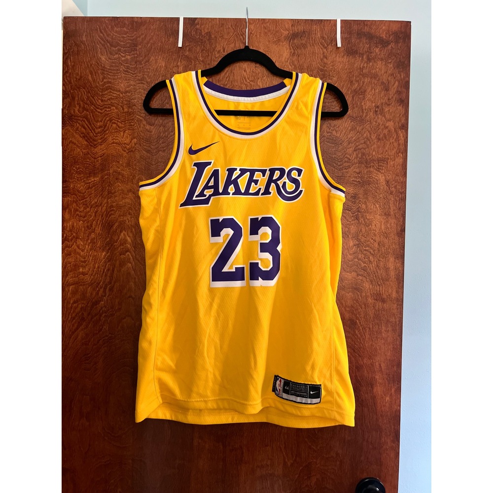 Nike NBA Jersey Mens Medium Yellow Good LeBron James 23 Lakers Swingman